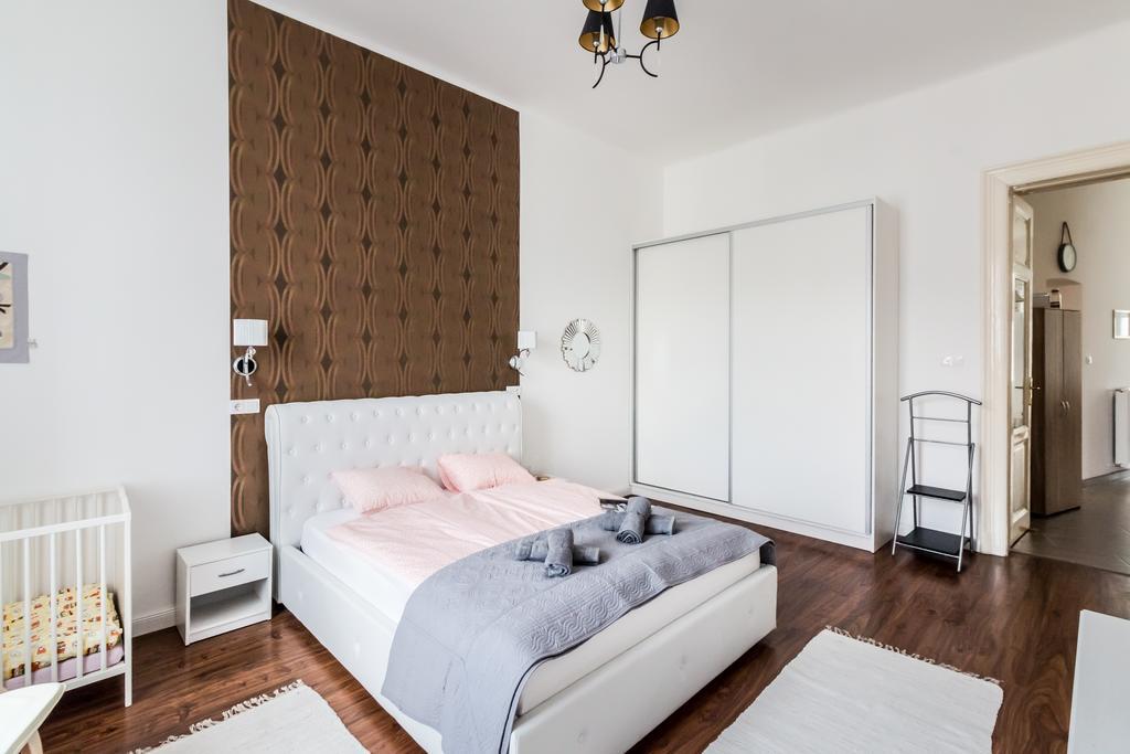 Bpr Purehome Apartment บูดาเปสต์ ภายนอก รูปภาพ